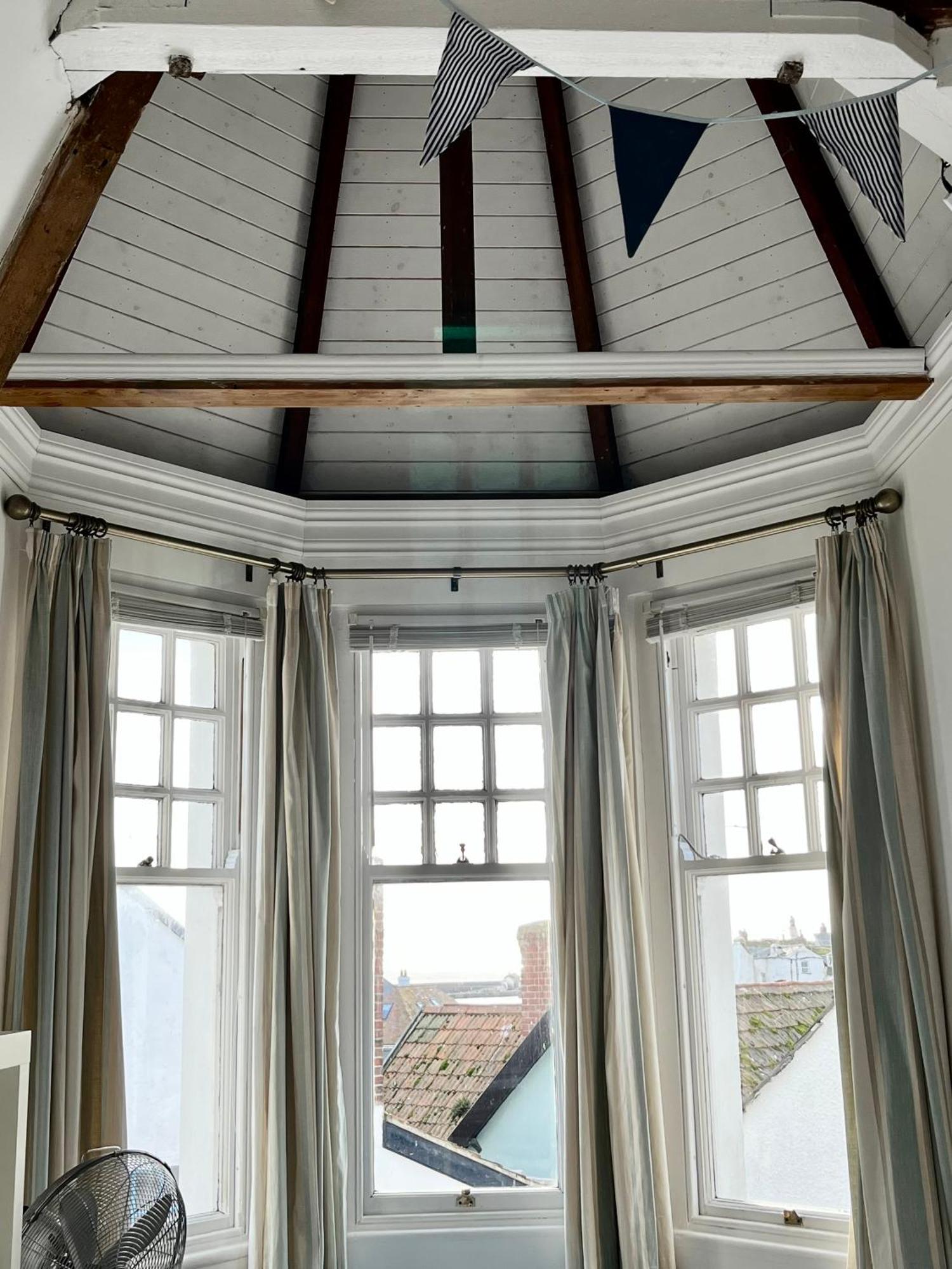 Апартаменты Lyme Regis Renovated Period Seaside Flat Экстерьер фото